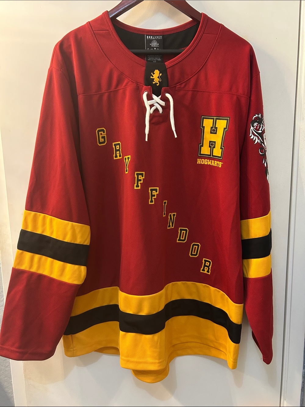 HARRY POTTER Gryffindor Red & Gold Hockey Jersey, Sz l